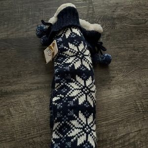 New oversized comfy socks, never worn